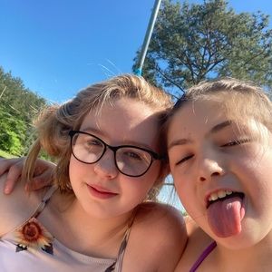 Meet your Posher, Allie